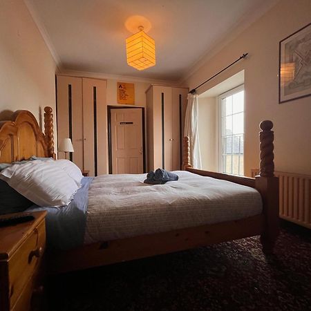 Cashel Town Center Inn Extérieur photo